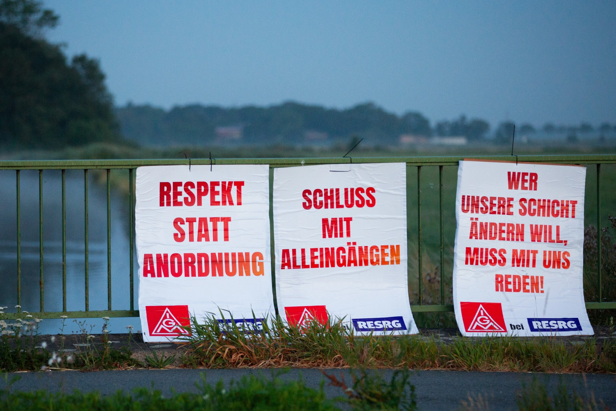 Plakate RESRG Brücke