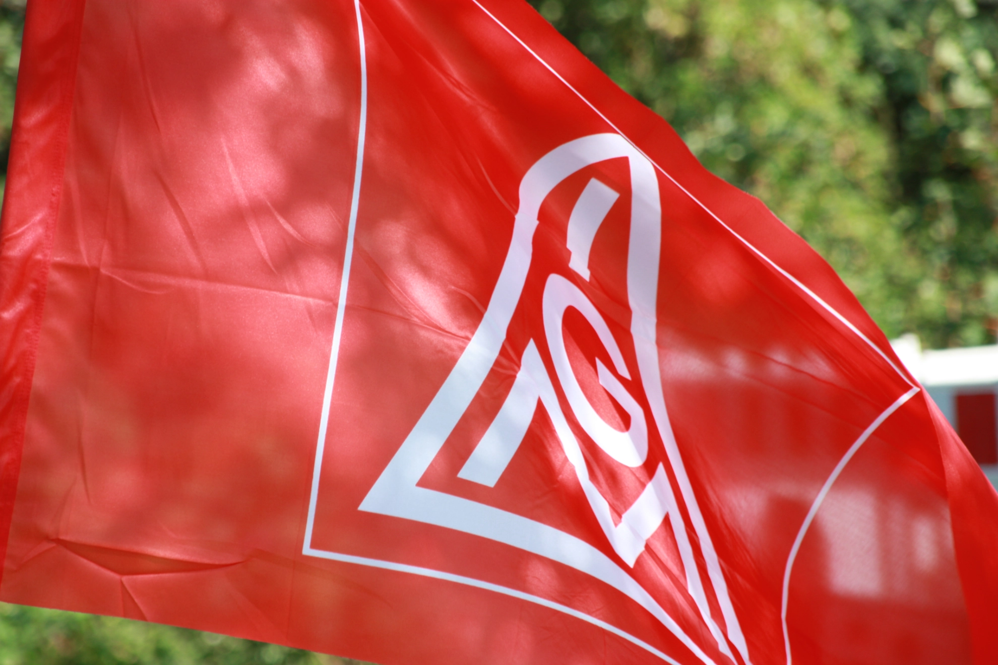 Bild einer Fahne für den Serviceteaser